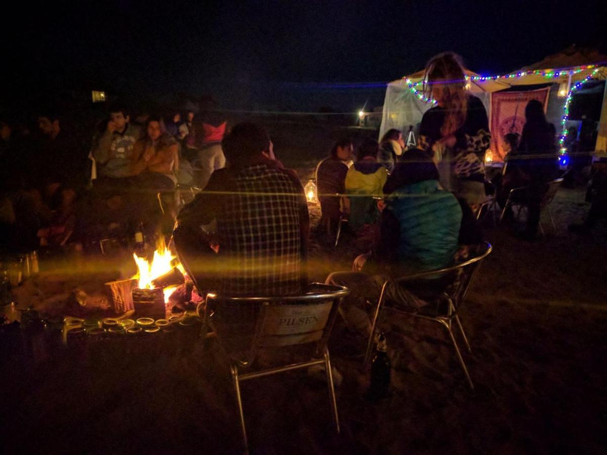 Lobo Hostel Bar كابو بولونيو المظهر الخارجي الصورة