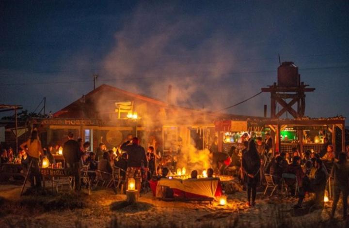Lobo Hostel Bar كابو بولونيو المظهر الخارجي الصورة