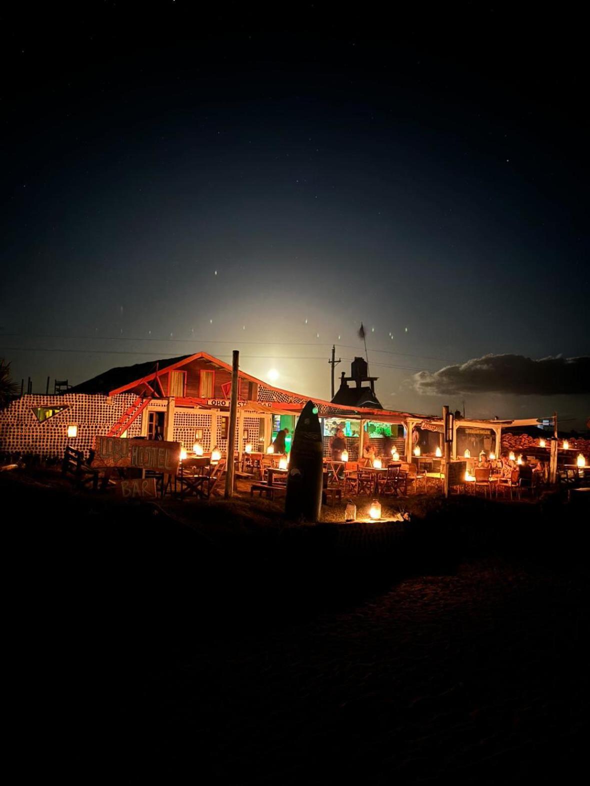 Lobo Hostel Bar كابو بولونيو المظهر الخارجي الصورة