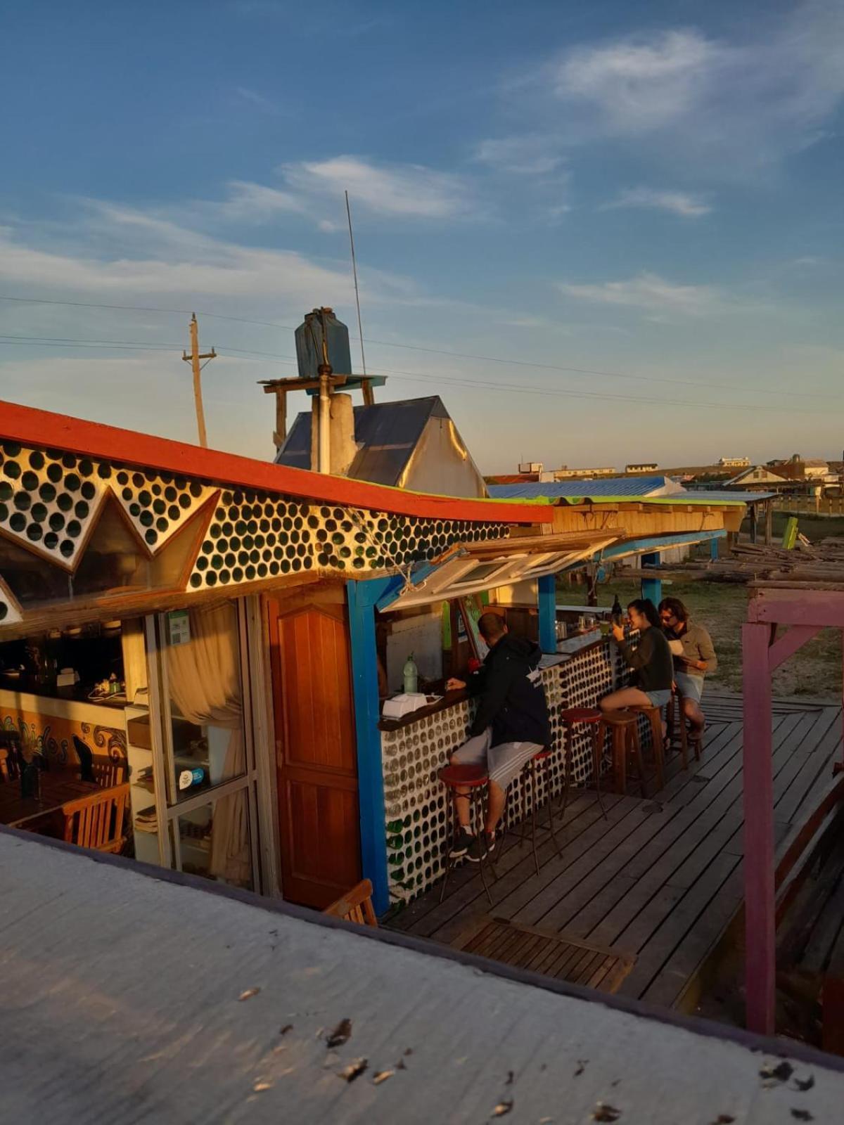 Lobo Hostel Bar كابو بولونيو المظهر الخارجي الصورة
