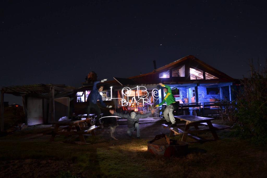 Lobo Hostel Bar كابو بولونيو المظهر الخارجي الصورة